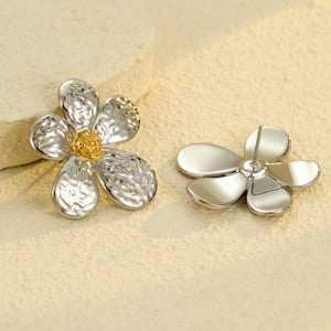 1 Pair Romantic Series Sweet Flower Stainless Steel   Gold Color  Women's Stud Earrings h5 Picture3