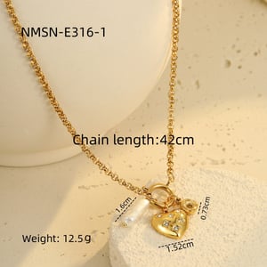 Romantic  Retro Heart - shaped Gold Stainless Steel Women's Pendant Necklaces h5