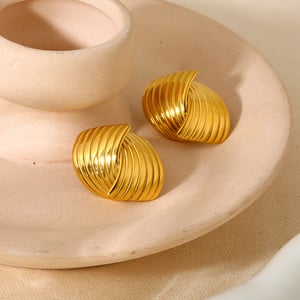 Retro Geometric Stainless Steel   Gold Color  Women's Stud Earrings h5 Picture2