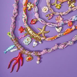 Collier pendentif en acier inoxydable doré pour femme, série romantique, joli foulard corail h5 Image2