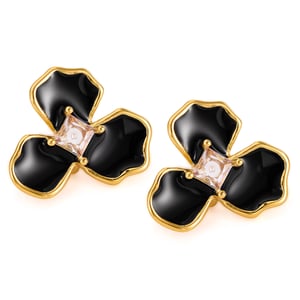 1 Paar einfache Serie Casual Blume Edelstahl Gold Farbe Damen Ohrstecker h5