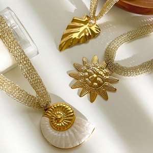 1 Piece Statement Stainless Steel Gold Color Pendant Necklace h5 Picture5