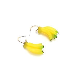 1 paire de jolies boucles d'oreilles pendantes en résine en forme de banane h5 Image3