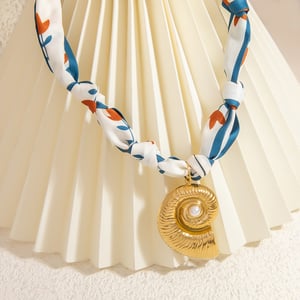 1 Piece Fabric Shell Pendant Necklace h5 Picture3