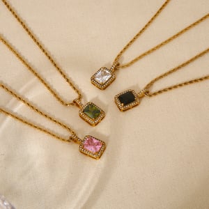 Luxurious Series Classic Geometric Stainless Steel   Gold Color  Zircon Necklaces h5 Picture4