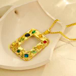 Luxurious  Retro Geometric Stainless Steel  Gold Color Women's Pendant Necklaces h5 Picture4