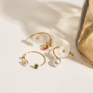 1 Piece Lustrous Shell Flower Stainless Steel Gold Color Women's Gemstone Rings h5 Picture7