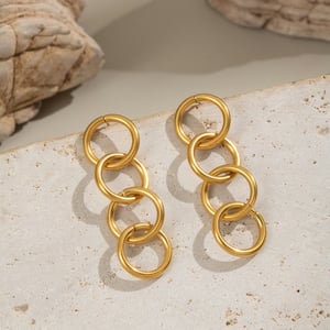 1 par de pendientes sencillos de acero inoxidable con forma circular para mujer, color dorado h5 Imagen3