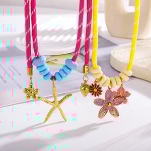 Collar con colgante de acero inoxidable dorado con diseño de estrella de mar y flores de vacaciones para mujer, 1 pieza h5 Imagen4