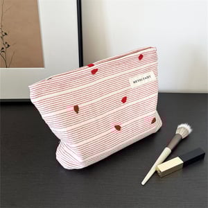 1 Piece Sweet Pink Heart-themed Women's Makeup Bag h5 Picture3