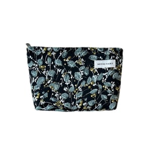 1 Piece Romantic Series Elegant Flower Polyester Women's Makeup Bags h5
