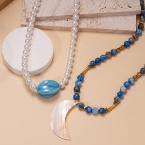 1 Piece Romantic Series Moon Natural Stones Women's Beaded Necklaces h5 Picture4