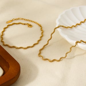 Halsketten-Set aus Edelstahl in Goldfarbe mit unregelmäßiger Form h5 Bild4