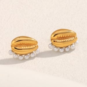 1 Pair Shell Shape Stainless Steel Gold Color Stud Earrings h5 Picture3