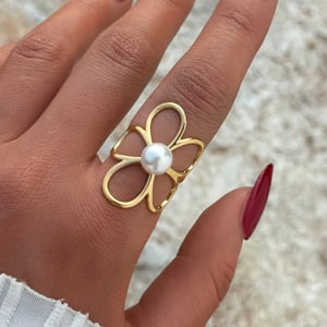 Anillos llamativos de acero inoxidable en color dorado con diseño de flor simple y elegante de 1 pieza h5 Imagen8
