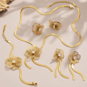 1 Piece Classic Flower Stainless Steel Gold Color Zircon Women's Jewelry Sets h5 Picture7