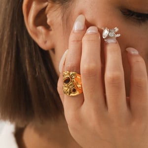 1 Stück täglich unregelmäßig geformte Statement-Ringe aus Edelstahl mit Naturstein h5 Bild3