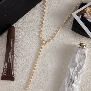 1 Stück exquisite rechteckige Halskette mit Anhänger aus Edelstahl in Goldfarbe mit Zirkonia für Damen h5 Bild5