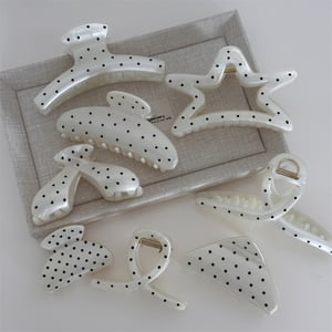 1 Piece Simple Series Casual Polka Dots Resin Women's Hair Clips h5 Picture2