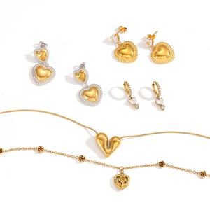Vintage Heart Stainless Steel Gold Color Women's Jewelry Sets h5 Picture3