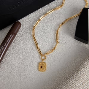 Anspruchsvolles rechteckiges Schmuckset aus Edelstahl mit goldfarbenem Zirkonia für Damen h5 Bild8