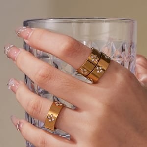 1 Piece Delicate Flower Stainless Steel Gold Color Zircon Women's Gemstone Rings h5 Picture5