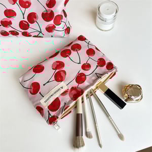 1 Piece Simple  Sweet Cherry  Women's Makeup Bags h5 Picture3