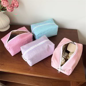 1 Piece Simple Classic Lace - trimmed Checkered Large Polyester Women's Makeup Bags h5 Picture3