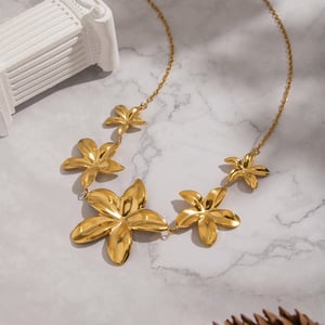 1 Piece Flower Stainless Steel Gold Color Pendant Necklace h5 Picture3