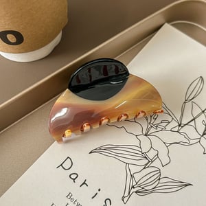 1 Piece Simple  Casual Gradient Color Acetate Women's Hair Clips h5
