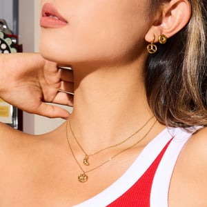 1 Piece Cute Croissant Stainless Steel Gold Color Women's Pendant Necklaces h5 Picture3