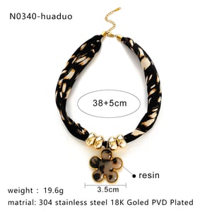 1 Piece Flower Heart Resin Pendant Necklace h5 Picture2