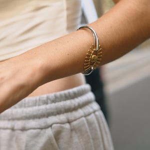 1 Piece Classic Devil's Eye Mixed Gold&Silver Colors Stainless Steel Women's Bangles h5 Picture4