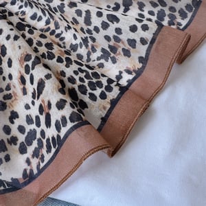 1 Piece Retro Leopard Print Pattern Bandana h5 Picture4
