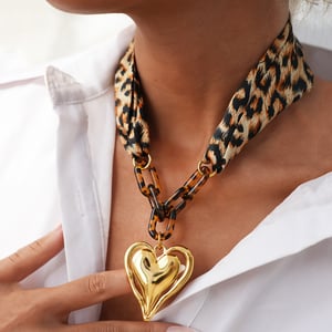 1 Piece Retro Heart Leopard Print Stainless Steel  Gold Color  Women's Chain Bracelets h5 Picture4