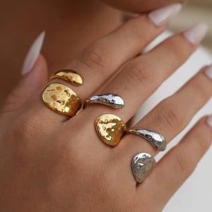 Bague simple et irrégulière en acier inoxydable couleur or pour femme h5 Image3
