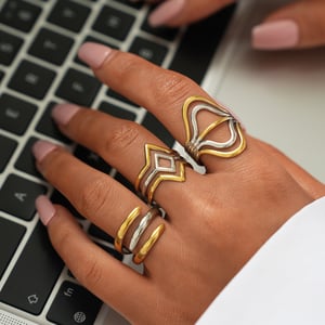 1 Stück einfache unregelmäßige Form Edelstahl Gold Farbe Damen Statement Ringe h5 Bild7