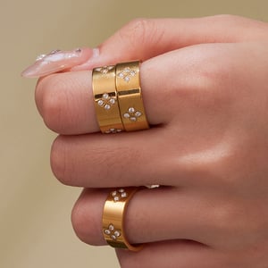 1 Piece Delicate Flower Stainless Steel Gold Color Zircon Women's Gemstone Rings h5 Picture4