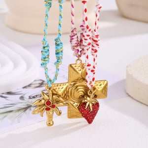 1 collar colgante de acero inoxidable con cruz de lujo para mujer h5 Imagen4