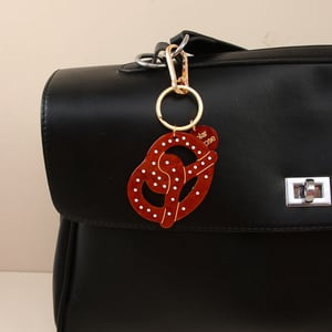 1 Piece  Retro Croissant  Acrylic Women's Bag Charms h5 Picture3