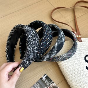 1 bandeau à large bord à carreaux noirs et blancs pour femme h5 Image2