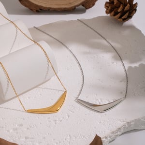 Collier pendentif en acier inoxydable de forme irrégulière, couleur or, 1 pièce h5 Image3