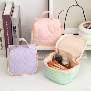 1 Piece Sweet Heart Makeup Bag h5 Picture3