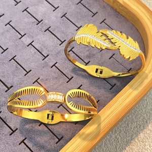 1 Parça Yaprak Şeklinde Paslanmaz Çelik Altın Renkli Bilezik h5 Resim3