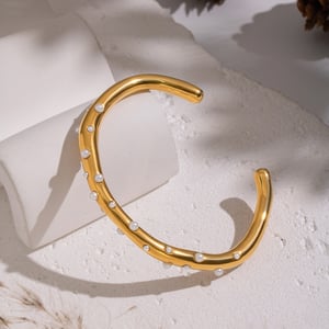 Bracelet manchette en acier inoxydable doré avec perle (1 pièce) h5 Image2