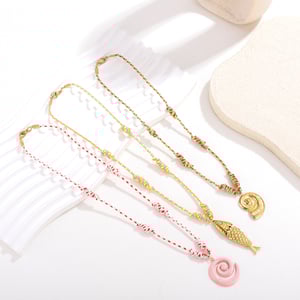 Collar con colgante de concha de mar de vacaciones de acero inoxidable color dorado para mujer, 1 pieza h5 Imagen6