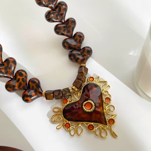 Collana con ciondolo a forma di cuore con perline in resina leopardata da 1 pezzo h5 Immagine4