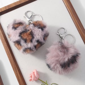 1 Set Retro Plush Heart Leopard Print Bag Charm h5 Picture4