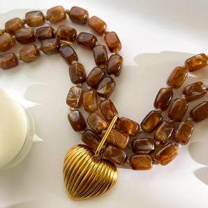 Collana a strati color oro con ciondolo a forma di cuore con perline in resina da 1 pezzo h5 Immagine3