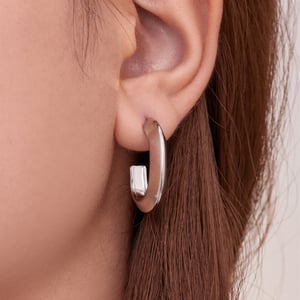 1 Paar minimalistische runde Damen-Creolen aus Edelstahl in Goldfarbe h5 Bild5